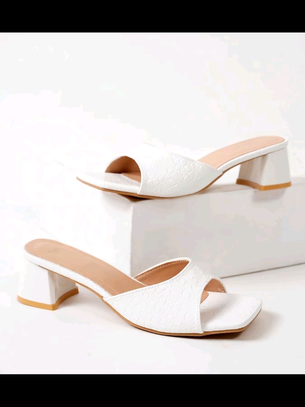Women's White Open-Toe Block Heel Mules Size 39 / 7.5 - Picture 4 of 9